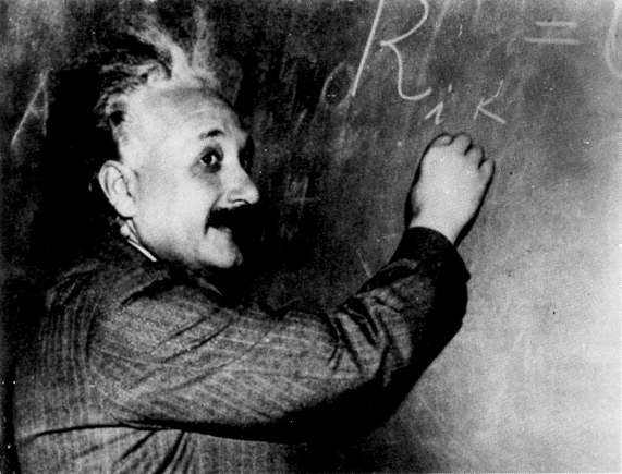 Einstein đang giảng dạy
